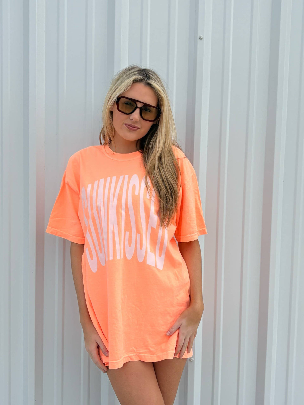 SUNKISSED TEE