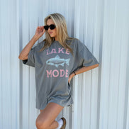 LAKE MODE TEE