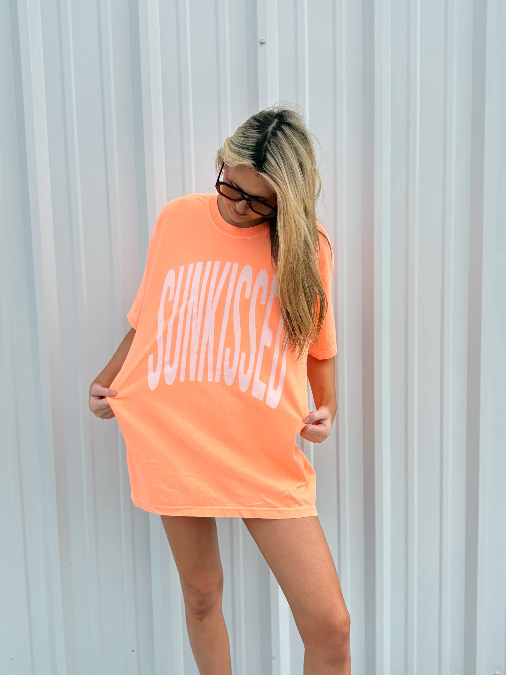 SUNKISSED TEE